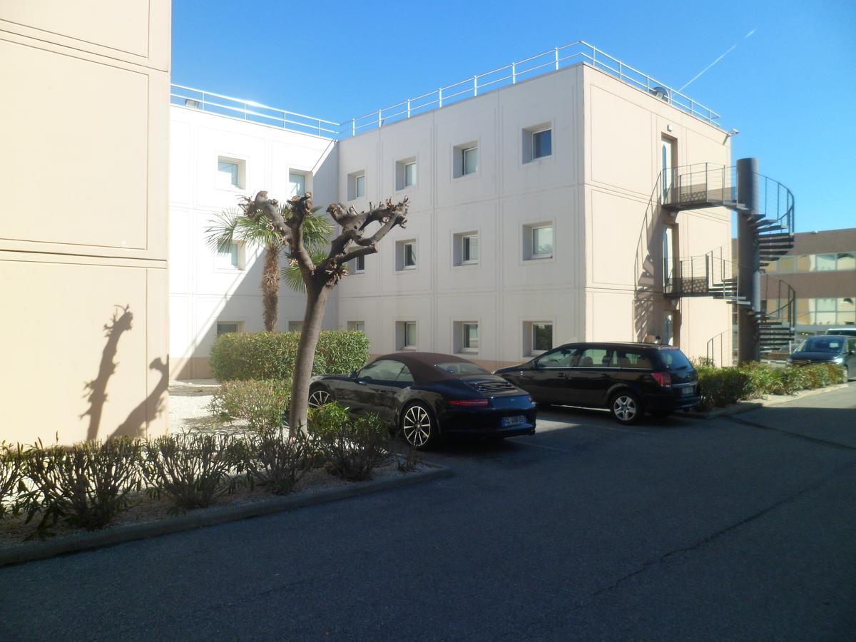 Hotelf1 Villeneuve Loubet Exterior photo
